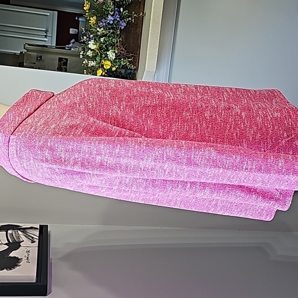 CHICO'S 1 NWT Light weight top.‎ Envelope zipper. Beautiful pink 💗Size (8-10) - Picture 6 of 14